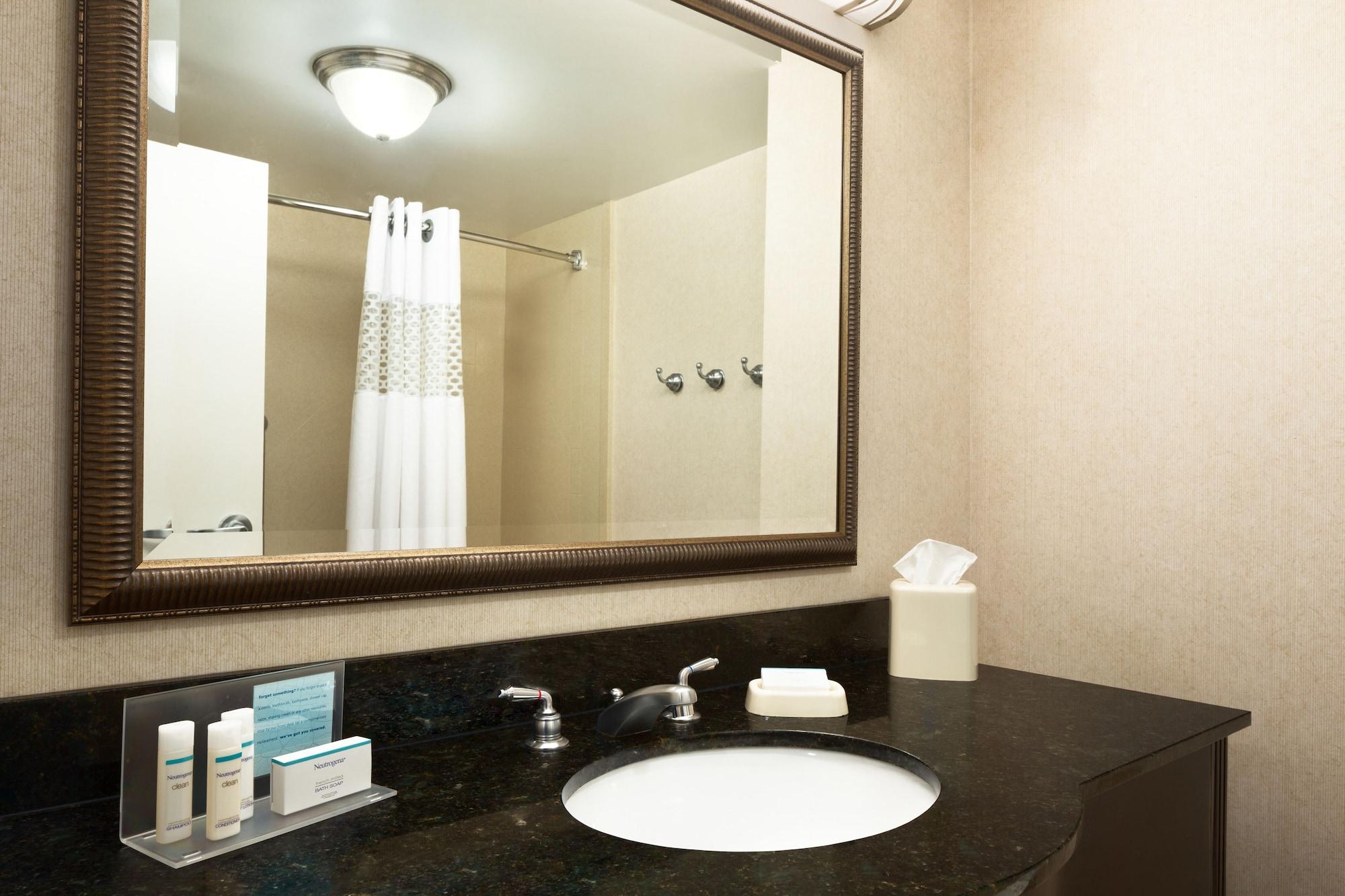 Hampton Inn & Suites Birmingham Airport Area Irondale Dış mekan fotoğraf