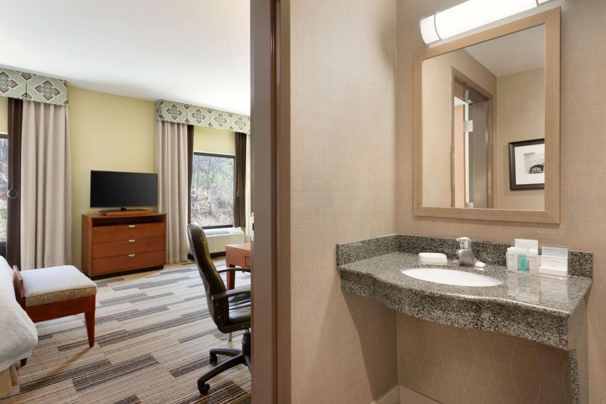 Hampton Inn & Suites Birmingham Airport Area Irondale Dış mekan fotoğraf